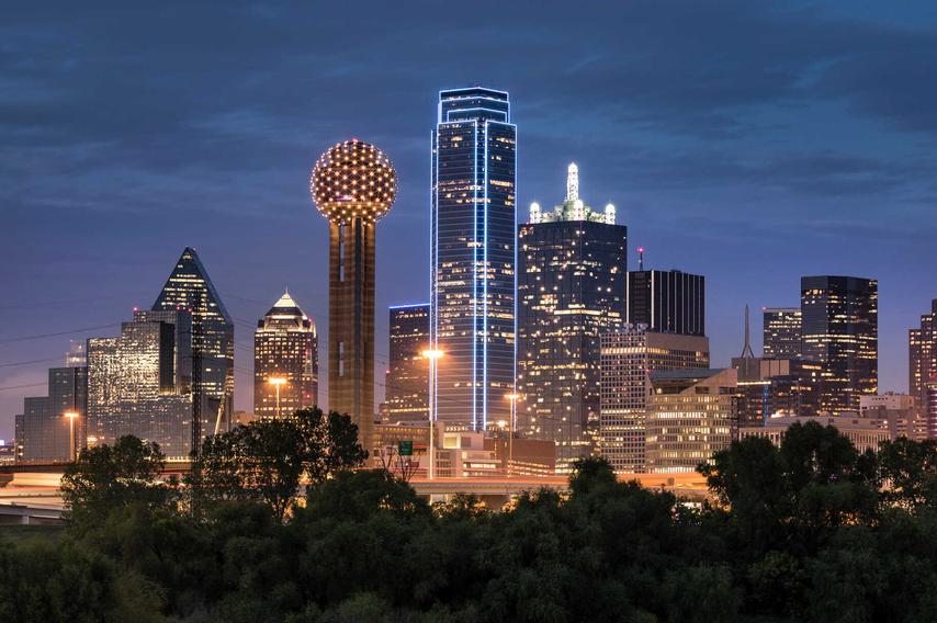 Dallas skyline at night