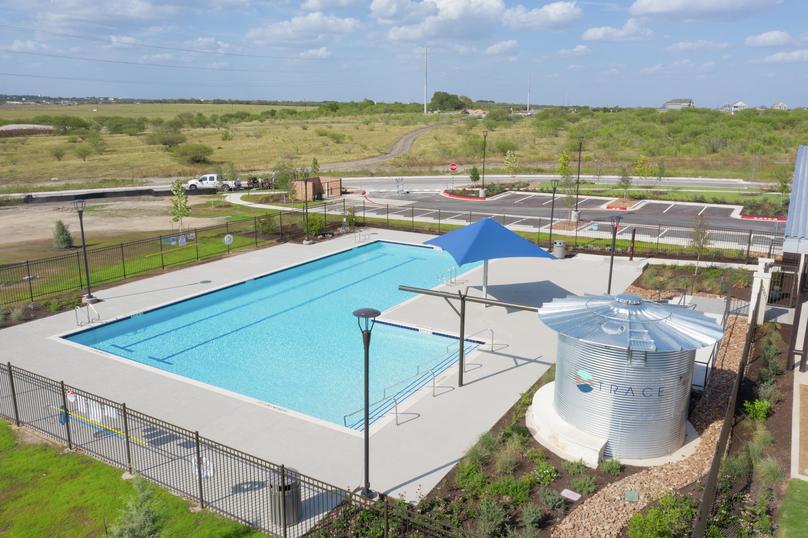 TRACE pool and amenities