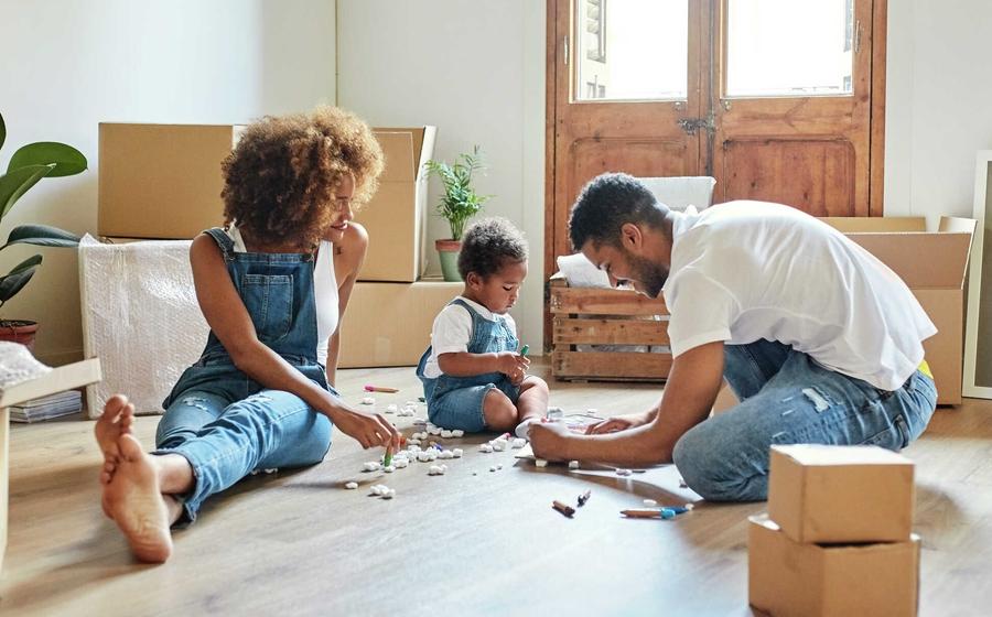 Family with moving boxes coloring.