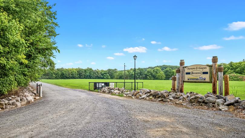 Brookfield Community Park entrance - Potomac Riverfront with private river access with a boat ramp, picnic areas, open rec space and campgrounds.