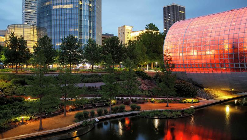 Oklahoma City, Oklahoma with Devon Energy Center and the Myriad Botanical Gardens